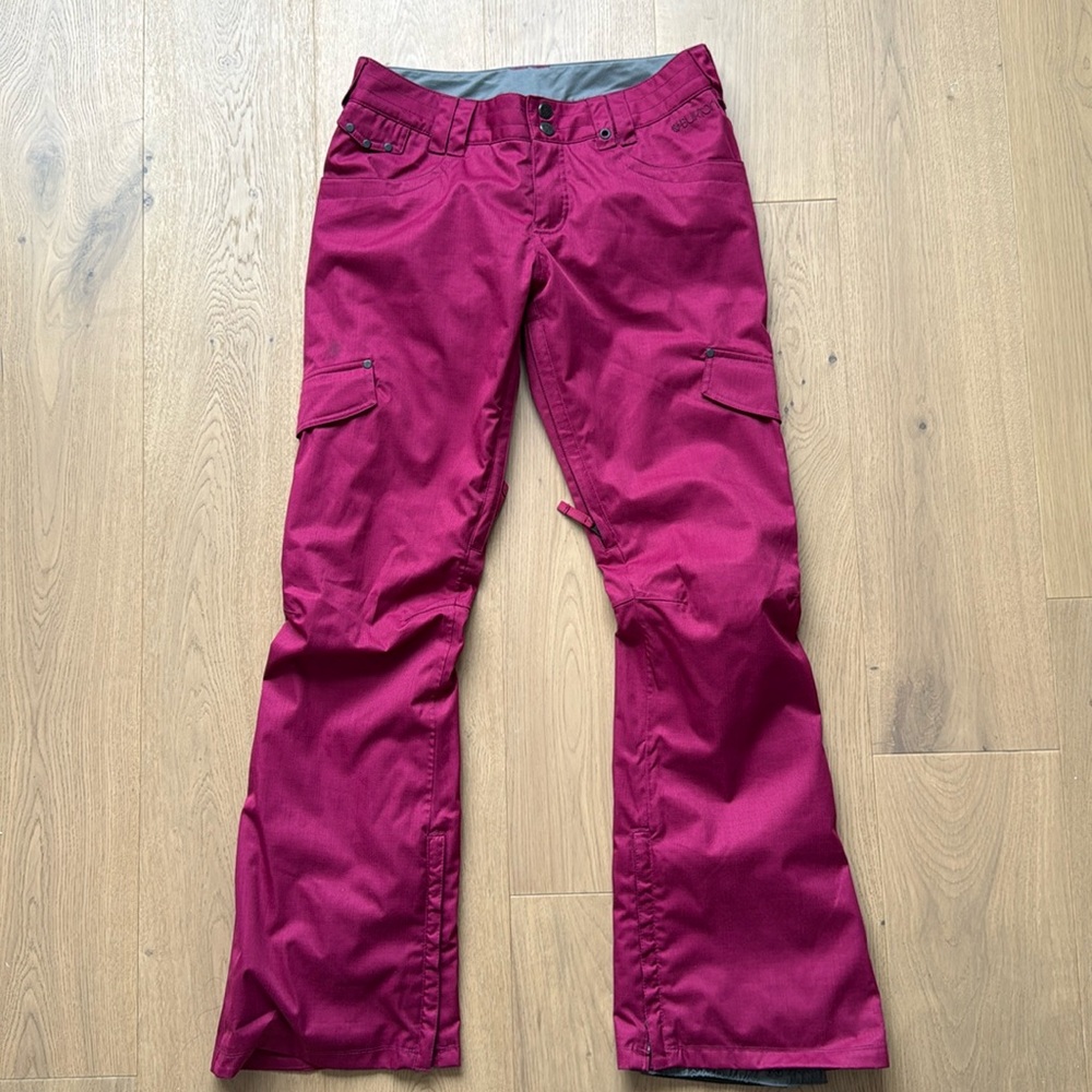 Burton Women's Pants in Burgundy